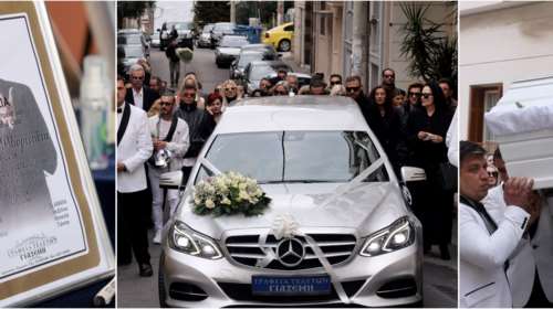 Τελευταίο αντίο στον Νίκο Φλωρινιώτη: Συντετριμμένη η οικογένειά του στην κηδεία - Σε λευκό φέρετρο ο 39χρονος τραγουδιστής