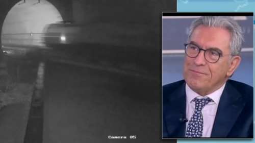 Καπερνάρος για τα βίντεο στα Τέμπη: Οι αρχές ζητούσαν σημεία σιδηροδρομικών σταθμών, όχι καταγραφές από ενδιάμεσα διαστήματα