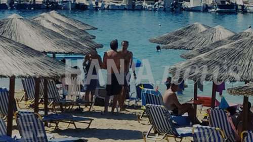 Οι διακοπές του Κυριάκου Μητσοτάκη: Οι πρώτες βουτιές με τη Μαρέβα και τον γιο τους στο Μαράθι Χανίων [εικόνα-βίντεο]