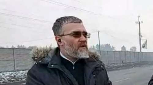 Συγκλονίζει ιερέας στο Κίεβο που φτιάχνει συσσίτιο για τους αμάχους: &quot;Δεν θα φύγω, ο Θεός με θέλει εδώ&quot; [Βίντεο]