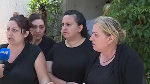 Φονικό στον Μυλοπόταμο: Ξεσπούν η χήρα και η μάνα του 22χρονου -  &quot;Βοήθησε τον φονιά και αυτός τον έβαλε στο χώμα&quot;