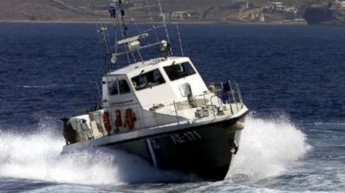 Αίγινα: Οκτάχρονο κορίτσι μεταφέρεται στο νοσοκομείο μετά τον τραυματισμό του από καταπέλτη πλοίου