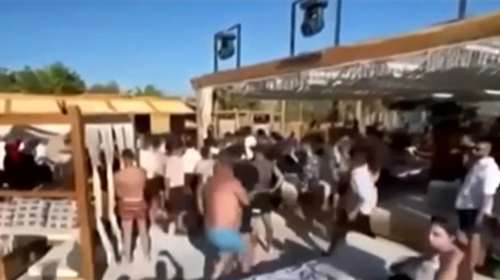 Χαμός στη Μύκονο: Άγριο ξύλο ανάμεσα σε παρέες σε beach bar [βίντεο]