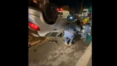 Καραμπόλα στον Ασπρόπυργο, στο ύψος των διυλιστηρίων - Αναποδογύρισε αυτοκίνητο, ένας τραυματίας