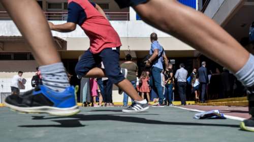 Θεσσαλονίκη: Έστειλαν στο νοσοκομείο συμμαθητή τους από το ξύλο - Διά παντός αποβολή σε 4 μαθητές