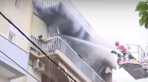 Αγία Παρασκευή: Ο αδερφός της 77χρονης που κάηκε στο διαμέρισμα το έμαθε από τις ειδήσεις