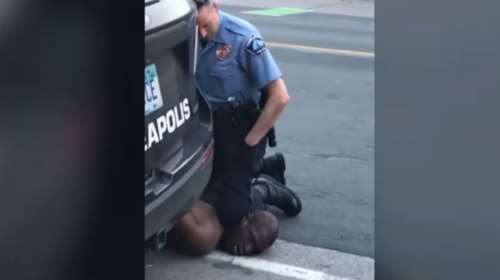 Νέα βίντεο για τον θάνατο του Τζορτζ Φλόιντ - Νύχτα συγκρούσεων στη Μινεάπολη των ΗΠΑ [εικόνες]