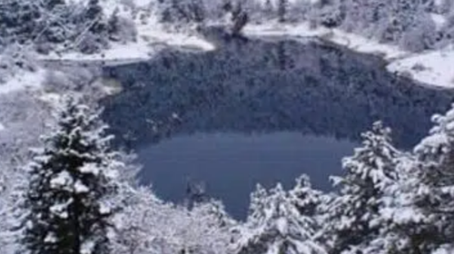 Λίμνη Τσιβλού: Η &quot;Ελβετία&quot; της Αχαΐας μέσα στα χιόνια [εικόνες]