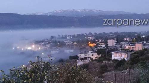 Χάθηκαν στην ομίχλη τα Χανιά: Άργησαν να δέσουν τα πλοία στη Σούδα [βίντεο]