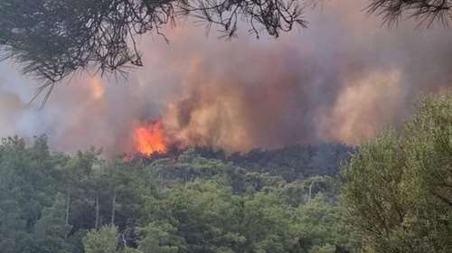Συνεχίζεται για τέταρτη ημέρα η μάχη με τις φλόγες: Δύσκολη η κατάσταση στη Ρόδο - Σε ύφεση τα μέτωπα της Αττικής