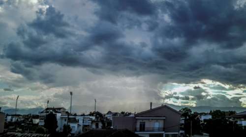 Δείτε τι συνέβη στην Αθήνα με την ισχυρή κακοκαιρία - Εικόνες και βίντεο