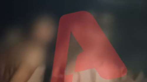 Πόρτο Ράφτη: Βίντεο ντοκουμέντο από το πάρτι που οδήγησε σε άγρια συμπλοκή με μαχαιρώματα νεαρών και μαθητών [Βίντεο]