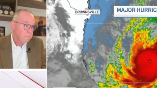 Τρομάζει η έλευση του τυφώνα Μίλτον στη Φλόριντα: Μετεωρολόγος καταρρέει και κλαίει την ώρα που λέει την πρόγνωση