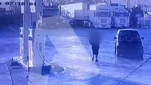 Εξαφάνιση 15χρονης στο Περιστέρι: Βίντεο ντοκουμέντο από την αρπαγή της Φωτεινής - &quot;Είμαι τσιγγάνα&quot; φώναζε στους αστυνομικούς