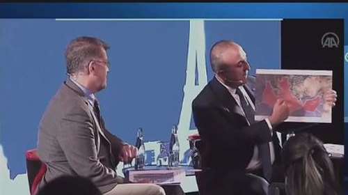 Τσαβούσογλου: Προκλητικός πριν τη συνάντηση με Δένδια - &quot;Στοχοποίησε&quot;  το Καστελόριζο δείχνοντας χάρτες [Βίντεο]