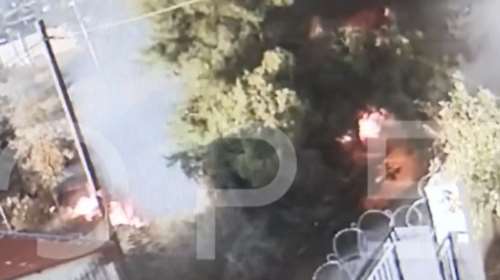 Βίντεο-ντοκουμέντο: Κάμερα &#39;&#39;έπιασε&#39;&#39; εμπρηστή να βάζει φωτιά δίπλα σε σπίτια στον Ασπρόπυργο