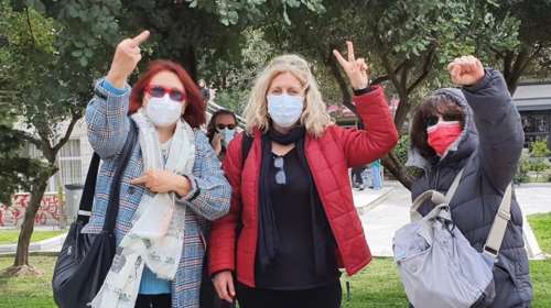 Το facebook &quot;έκοψε&quot; και την Ευγενία Λουπάκη (Κόκκινο)- Για αναρτήσεις μίσους και εκφοβισμού