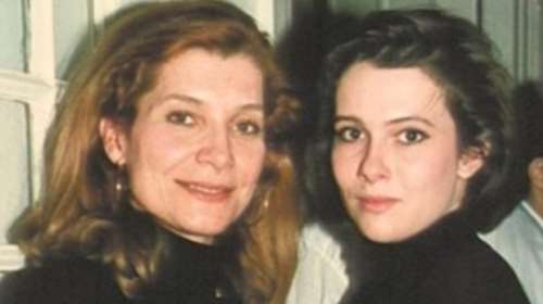 Βαρύ πένθος για την Αιμιλία Υψηλάντη - Έφυγε από τη ζωή η μοναχοκόρη της [εικόνες]