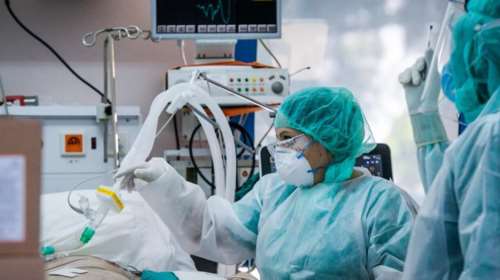 ΕΣΥ: Εκατοντάδες υγειονομικοί με κορονοϊό και σε καραντίνα- Μεγάλη πίεση λόγω ελλείψεων σε προσωπικό [βίντεο]
