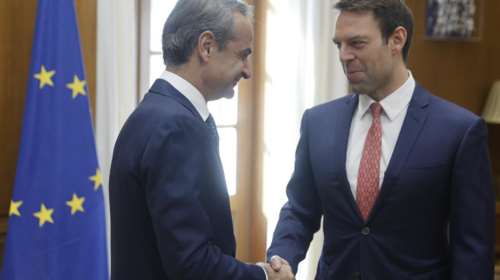 H κυβέρνηση τρολάρει Κασσελάκη για το Πολυτεχνείο: Θα πάει στην πορεία ως ΣΥΡΙΖΑ ή με το μπλοκ Goldman Sachs;