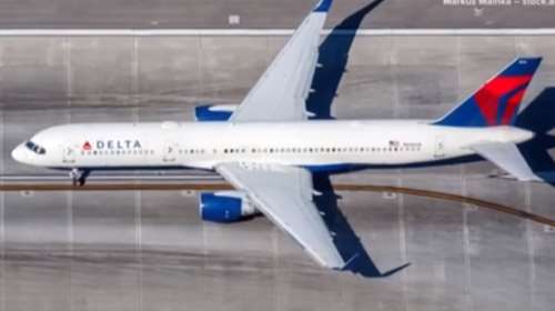 Νέο ατύχημα με αεροπλάνο Boeing - Αποκολλήθηκε ο μπροστινός τροχός λίγο πριν την απογείωση [βίντεο]