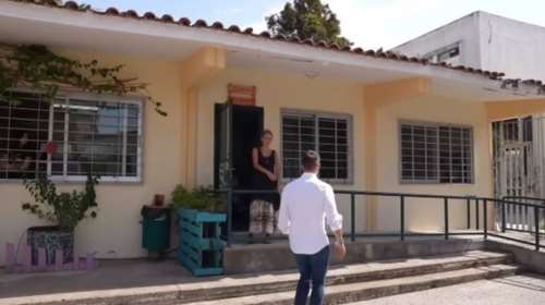 &quot;Όταν επιμένεις... πετυχαίνεις&quot;: Η ανάρτηση Κασσελάκη για τα οκτώ κλιματιστικά που έδωσε στο σχολείο ΑμεΑ