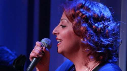 Νέα &quot;βόμβα&quot;: Η Λυδία Σέρβου αποκάλυψε το όνομα του μουσικοσυνθέτη που την παρενόχλησε σεξουαλικά στα 15 της