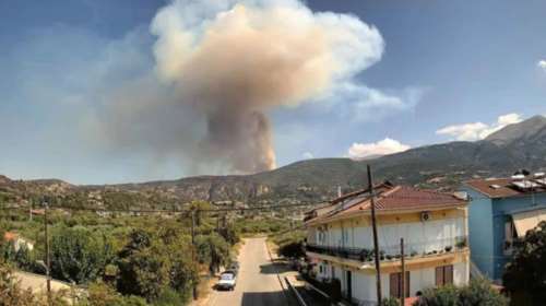 Πάτρα: Φωτιά στο Παναχαϊκό Ορος - Επιχειρούν 40 πυροσβέστες και 4 εναέρια [εικόνες]