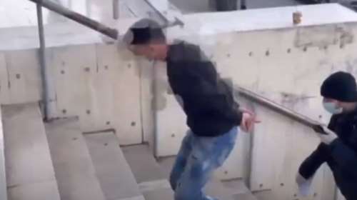 Θεσσαλονίκη: Νέα προθεσμία πήρε ο τράπερ που ξυλοκόπησε φοιτητή – &quot;Σταματήστε να γράφετε ψέματα&quot; [βίντεο]