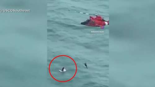 Απίστευτη διάσωση στη Φλόριντα: Άνδρας βρέθηκε να επιπλέει πάνω σε ψυγείο 50 χιλιόμετρα μακριά από την ακτή [βίντεο]