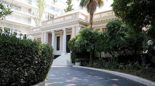 Η ενόχληση Μητσοτάκη με την... αδιάβαστη υπουργό και τον γενικό γραμματέα πριν τη ΔΕΘ: &quot;Να έρθετε πιο προετοιμασμένοι&quot;
