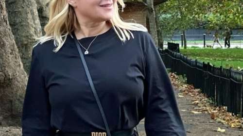 Η Νάνσυ Ζαμπέτογλου φόρεσε το animal print με τον πιο chic τρόπο