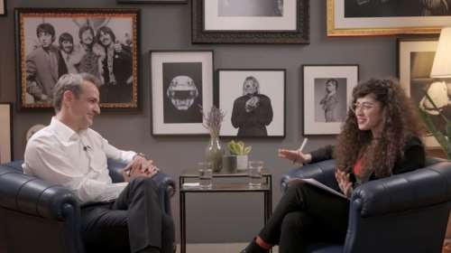 Μητσοτάκης: &quot;Με την Νεφέλη Μεγκ κάναμε μία όμορφη και ζωντανή συζήτηση&quot; - Το tweet του πρωθυπουργού για την Youtuber