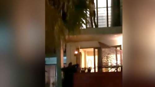 Κρήτη: Γενέθλια εν μέσω κορονοϊού - Οι γείτονες κατέβασαν την τούρτα... με σχοινί [βίντεο]