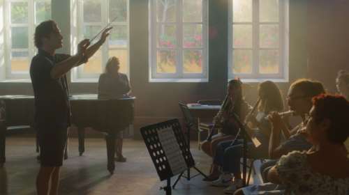 Maestro: Η Κέρκυρα, το καταφύγιο ενός απαγορευμένου έρωτα - Οσα θα δούμε απόψε [trailer]