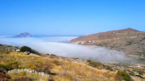 Το σπάνιο καιρικό φαινόμενο που εξαφάνισε…την Αμοργό!