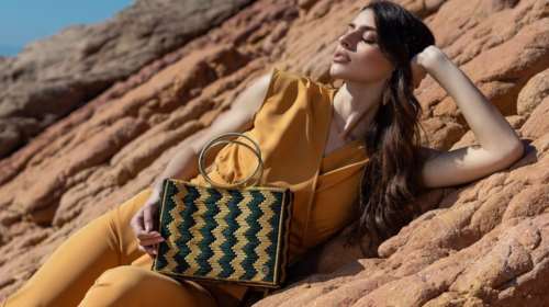 Miss Polyplexi: Ένα ελληνικό brand σχεδιάζει τις ωραιότερες τσάντες του καλοκαιριού