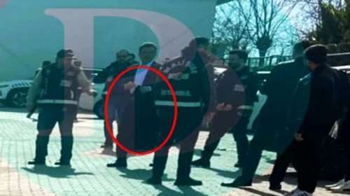 Πρώτη φωτογραφία του Ιμάμογλου καθώς περνά την πύλη των φυλακών - Το μήνυμα στα 15 εκατ. που τον στήριξαν