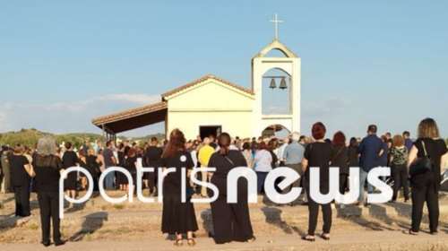 Πολύνεκρο τροχαίο στην Ελαία: Σπαραγμός στην κηδεία της 12χρονης Ιωάννας και του 44χρονου πατέρα της [εικόνες]