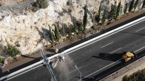 Φιάσκο στην Κακιά Σκάλα: Εισαγγελική έρευνα για το κλείσιμο της Εθνικής οδού λόγω πτώσης βράχων