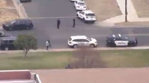 Συναγερμός στις ΗΠΑ: Πυροβολισμοί κοντά σε σχολείο στο Κολοράντο - Πέντε έφηβοι τραυματίες