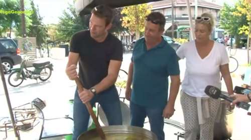 Ξανά στην Καρδίτσα ο Κασσελάκης: &quot;Κρατήστε το χαμόγελό σας&quot;, είπε στους πλημμυροπαθείς [Βίντεο]