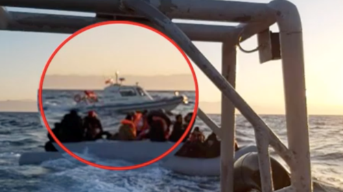 Βίντεο-ντοκουμέντο: Η τουρκική ακταιωρός που συνοδεύει τη βάρκα πριν ανατραπεί - Ένα νεκρό παιδί