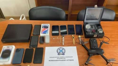 Χειροπέδες σε τέσσερα μέλη σπείρας που "ρήμαζε" σπίτια σε Αττική και Χαλκίδα