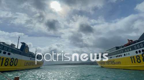 Σύγκρουση πλοίων στο λιμάνι της Κυλλήνης - Δείτε εικόνες και βίντεο