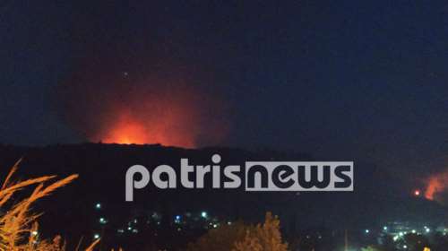 Ηλεία: Σε εξέλιξη η πυρκαγιά - Μάχη να κρατηθεί μακριά από σπίτια [Εικόνες+Βίντεο]