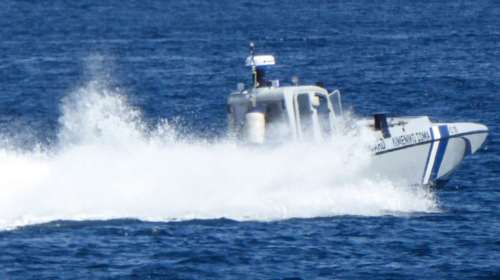 Σύμη: Ταχύπλοο με μετανάστες από την Τουρκία προσπάθησε να εμβολίσει σκάφος του Λιμενικού - Νεκρός από πυρά ένας αλλοδαπός