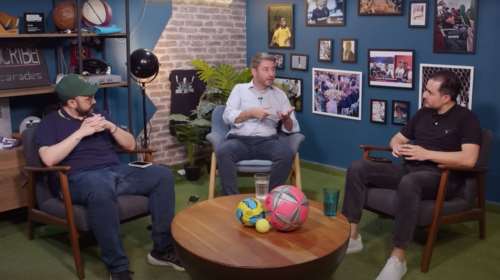 Νίκος Ανδρουλάκης: Το ΠΑΣΟΚ είναι ο Άγιαξ της πολιτικής - Δεν είμαστε εδώ για το TikTok και τους χοχλιούς της Πόπης