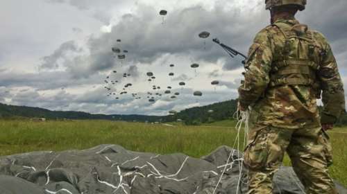 Σοβαρό επεισόδιο με υπαξιωματικό στη Β’ Μοίρα Αλεξιπτωτιστών: Άνοιξε πυρ σε κατάσταση αμόκ