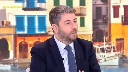 Ανδρουλάκης: Το ΠΑΣΟΚ φοβίζει τον κ. Μητσοτάκη - Γι&#39; αυτό μας χτυπούν συνέχεια τα &quot;παπαγαλάκια&quot; της ΝΔ